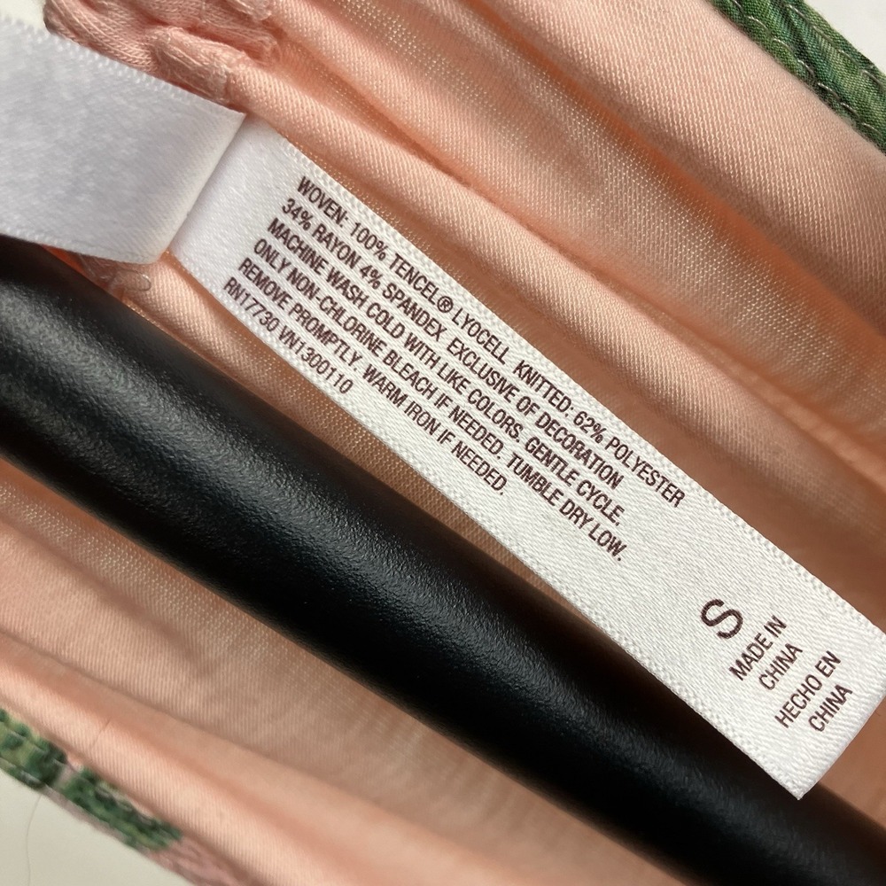 Gilligan & O'Malley Women's Pajama Shirt Tropical Sleeveless Pink Tassels S - Picture 4 of 7